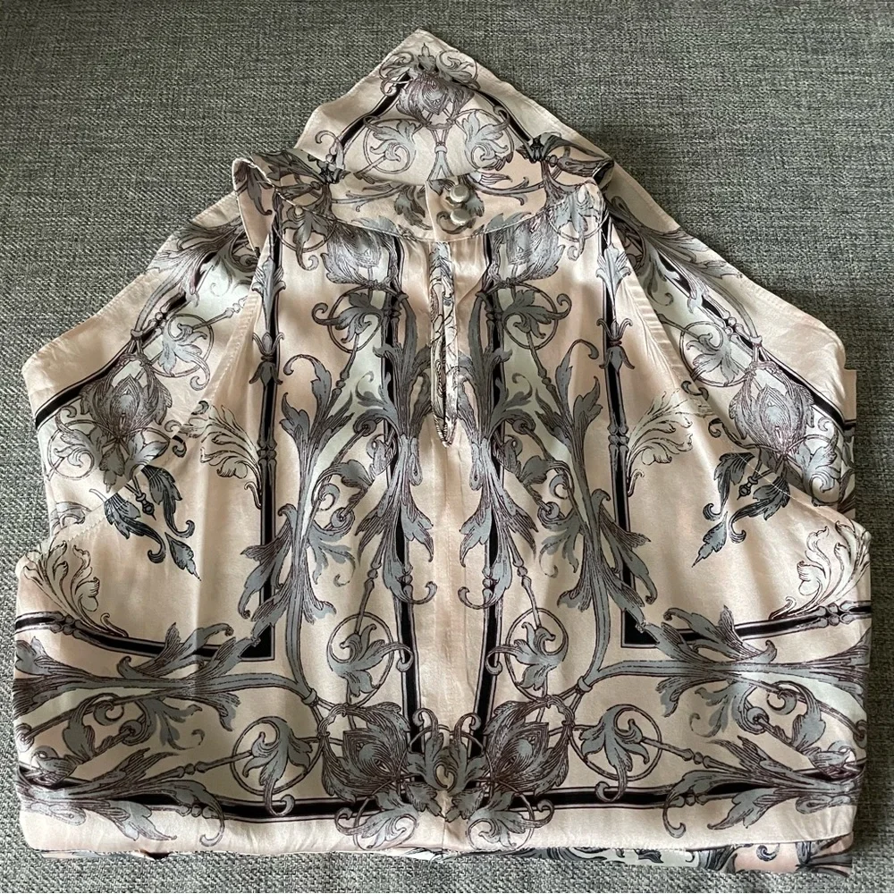 Cache Halter Top - Picture 4 of 8